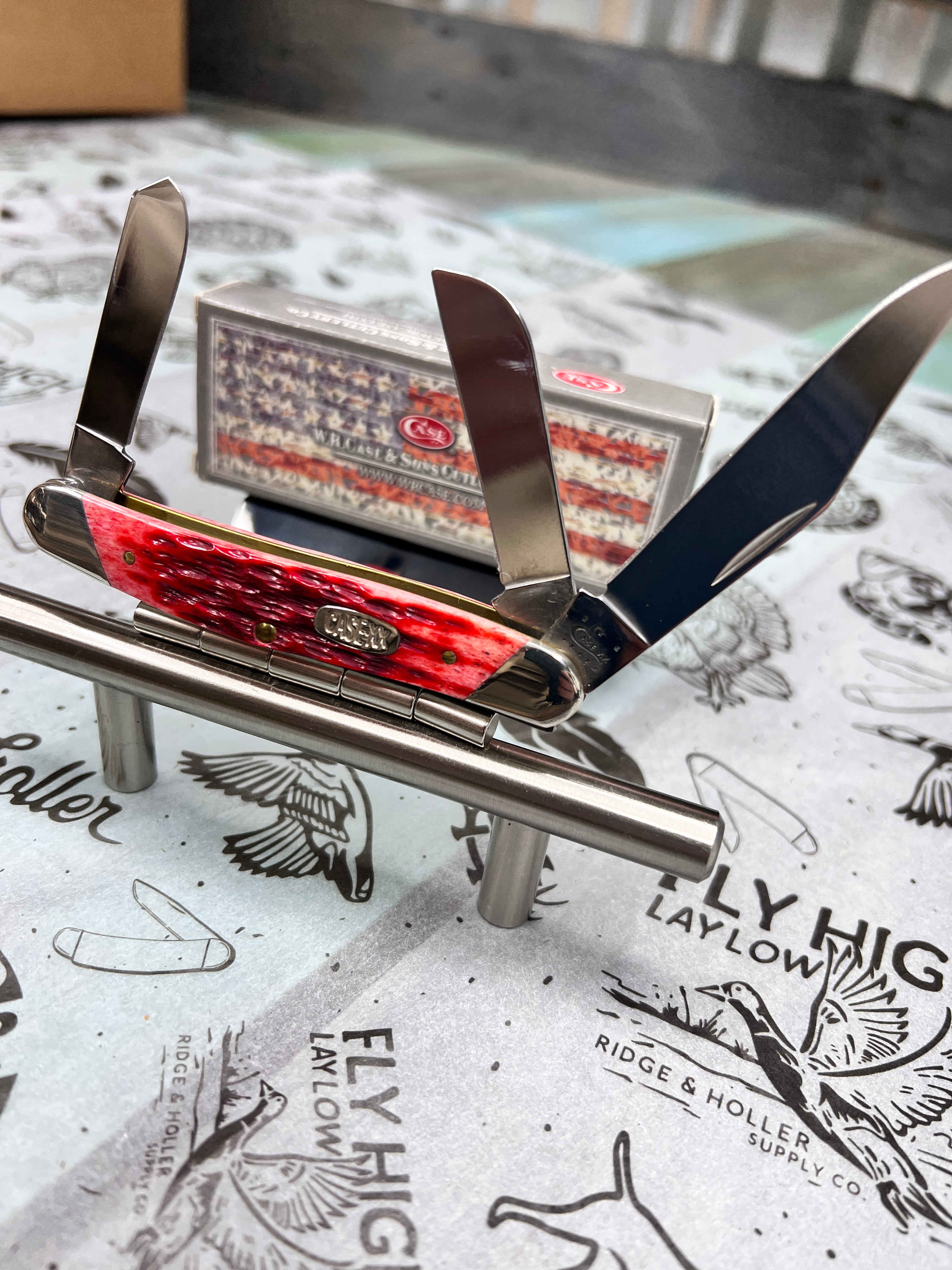 2012 SLANTED BOLSTERS RED STOCKMAN W/ORIGINAL BOX