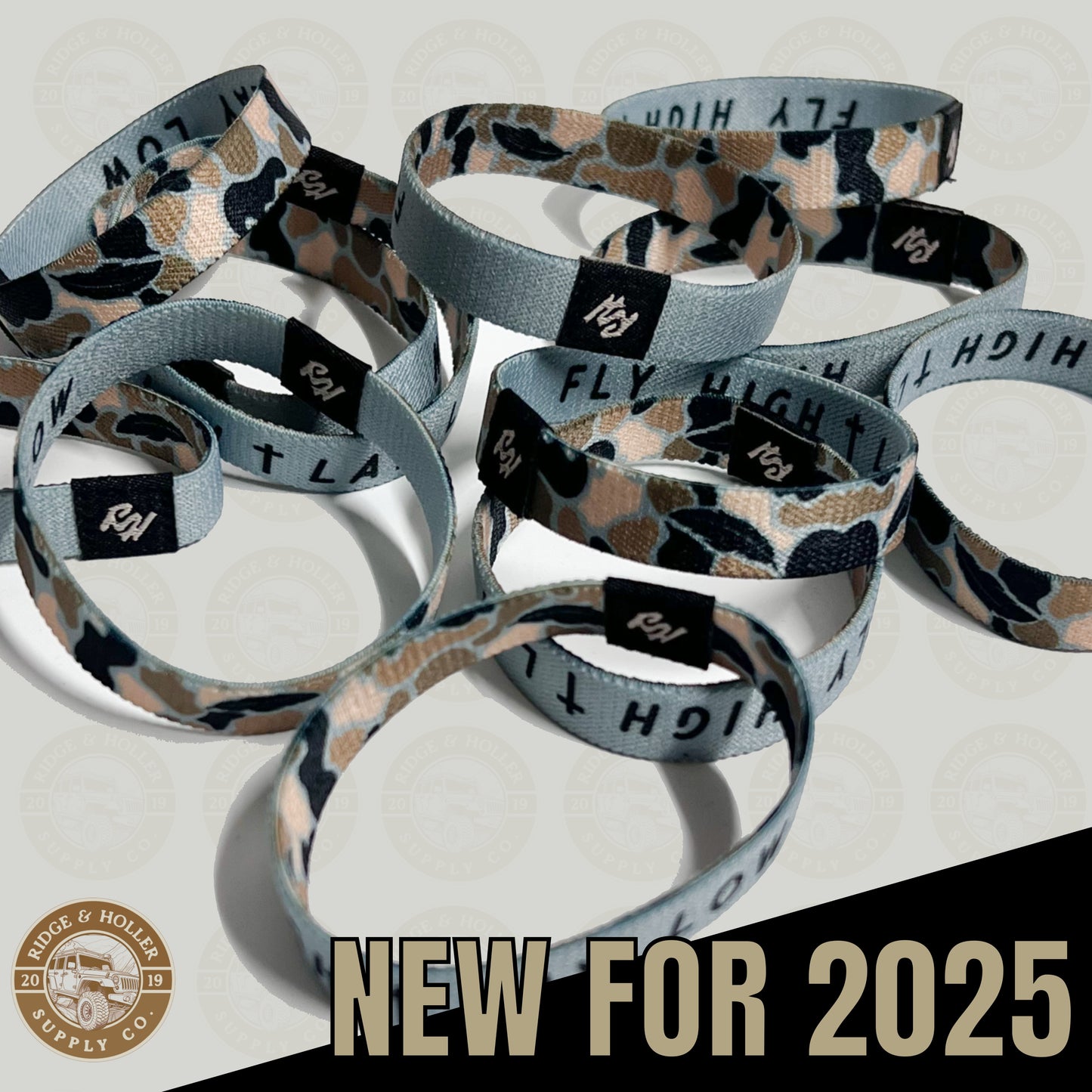 Fly High Lay Low Camo Bracelet Light Blue